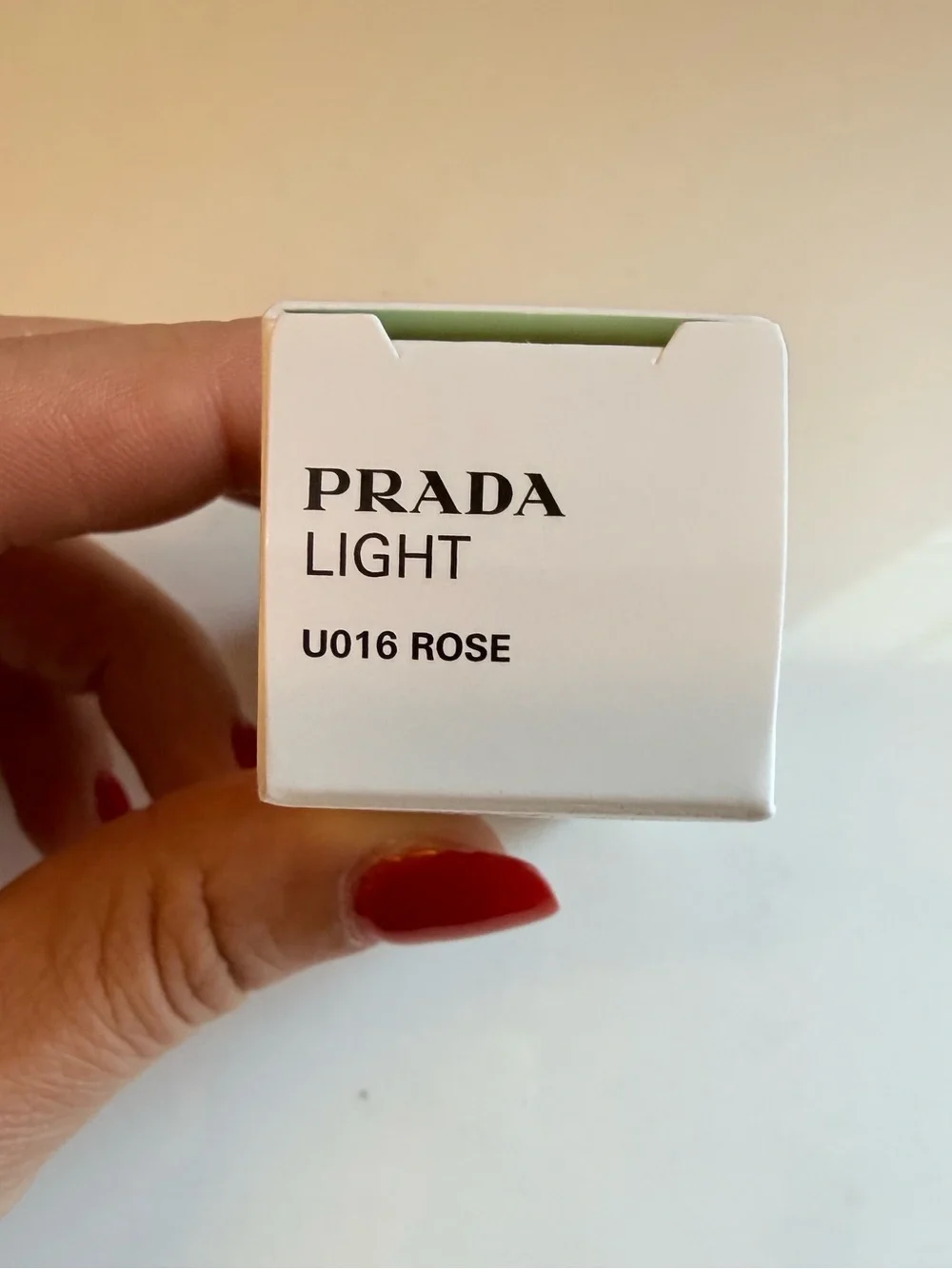 Prada Light Refillable Glowing Lip Oil Stick in Rose U016 Bubblegum Pink